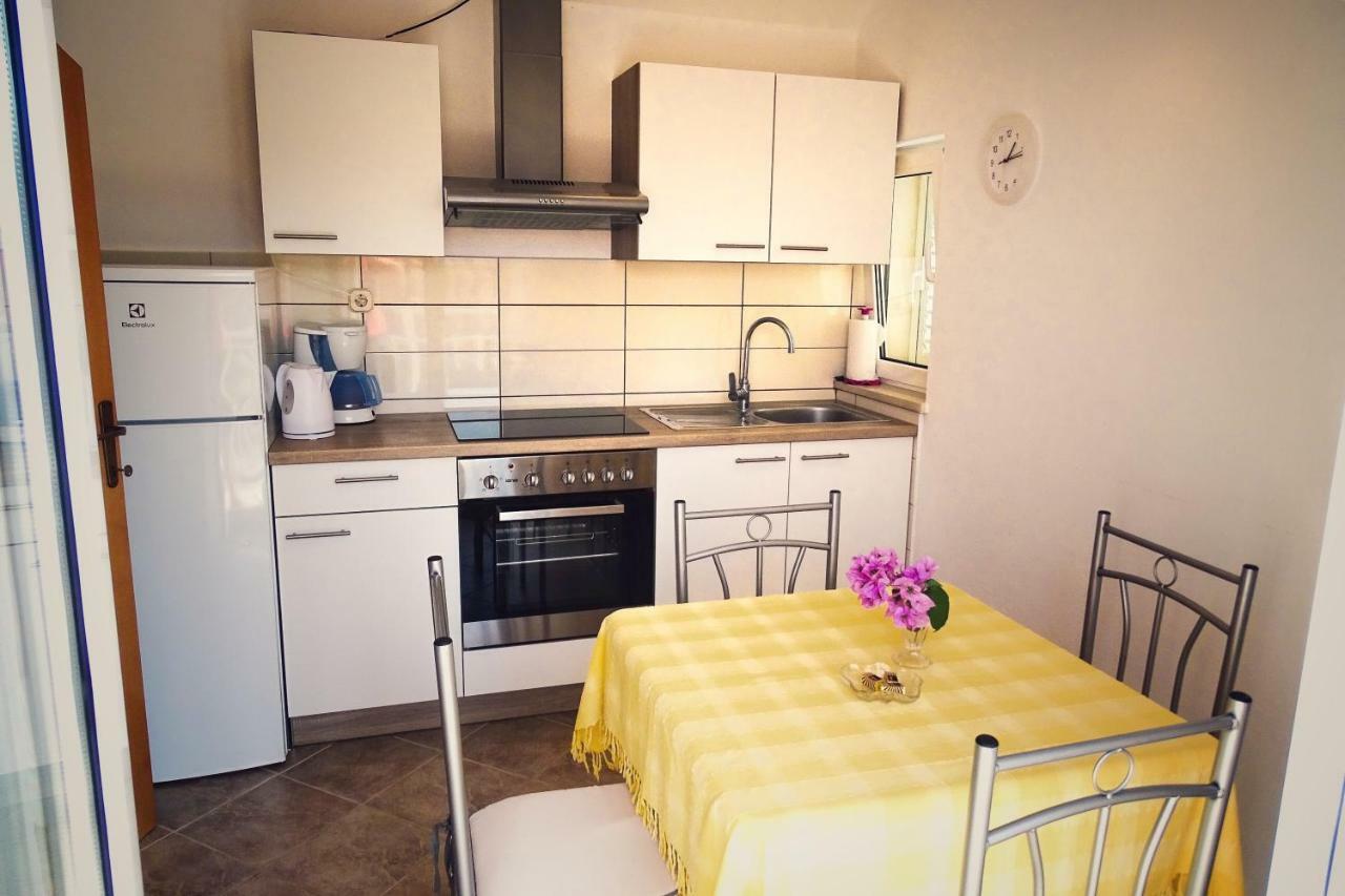 Ferienwohnung Ruzicin Dvor Povlja  Exterior foto