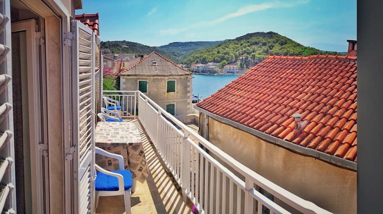 Ferienwohnung Ruzicin Dvor Povlja  Exterior foto