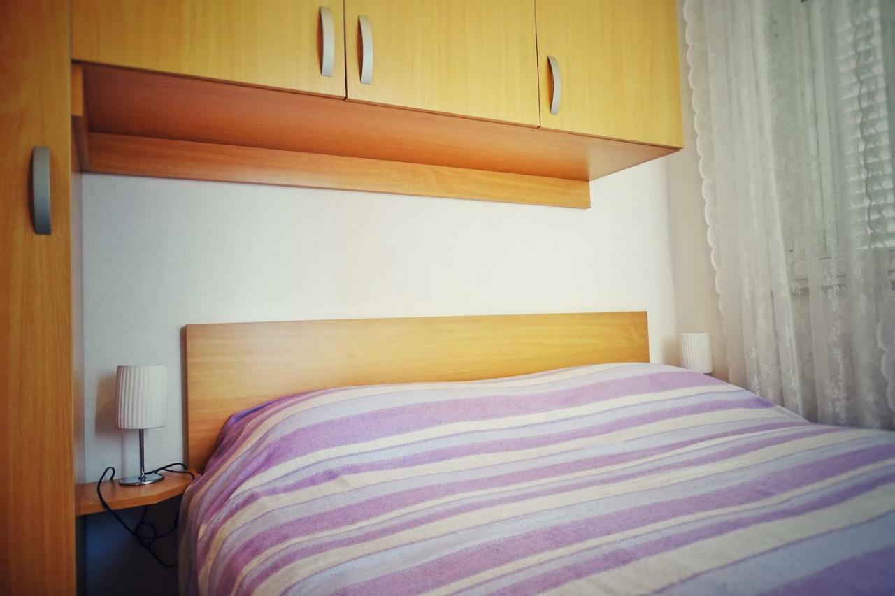Ferienwohnung Ruzicin Dvor Povlja  Exterior foto